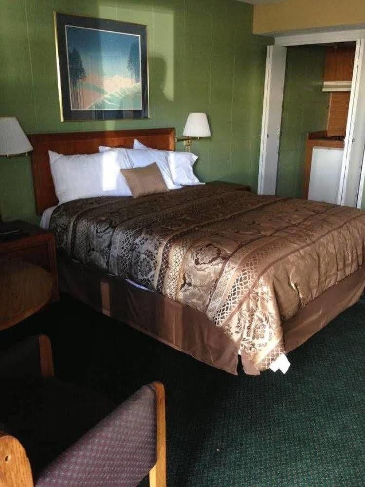 Knights Inn Motel グランツ・パス エクステリア 写真