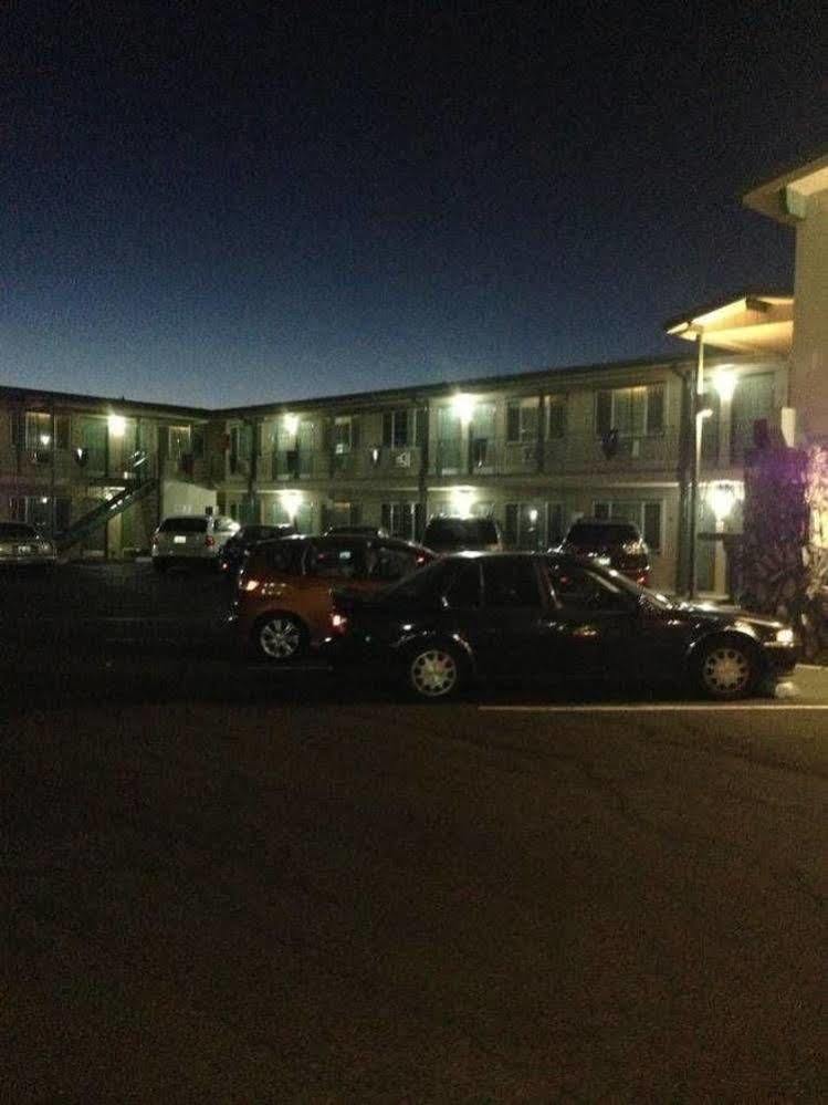 Knights Inn Motel グランツ・パス エクステリア 写真